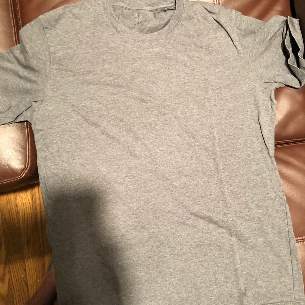 Uniqlo Supima Cotten tee